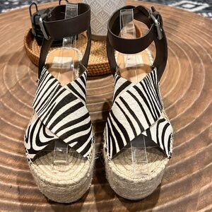 Dolce Vita Carsie Wedge Sandal 8.5 Zebra Brown